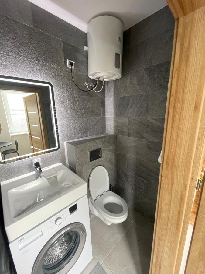 Airport Apartment 32 Self Check-In Free Parking VNO Exteriör bild