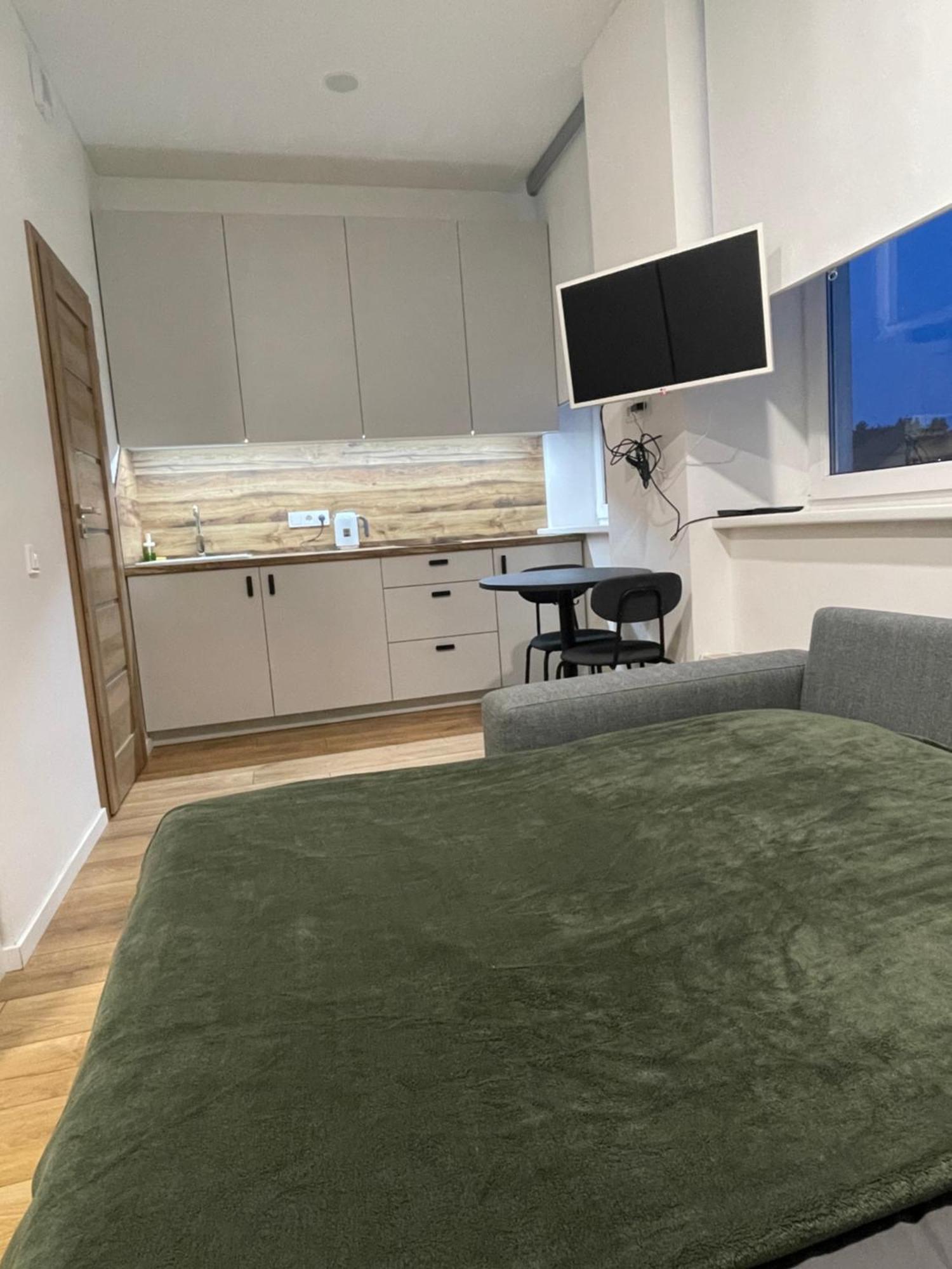 Airport Apartment 32 Self Check-In Free Parking VNO Exteriör bild